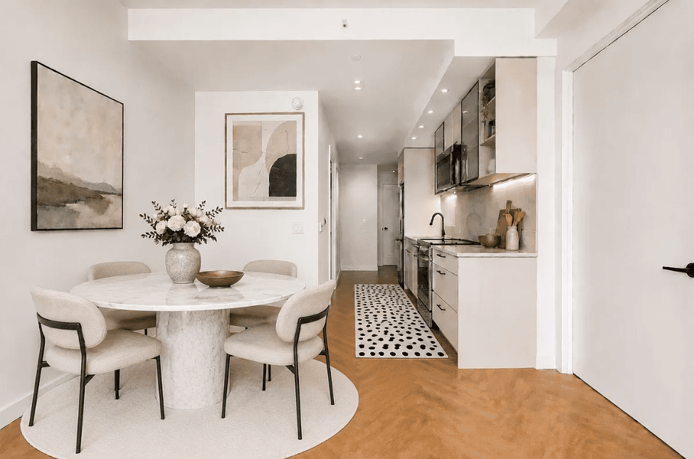 104 Fleet Place 13C